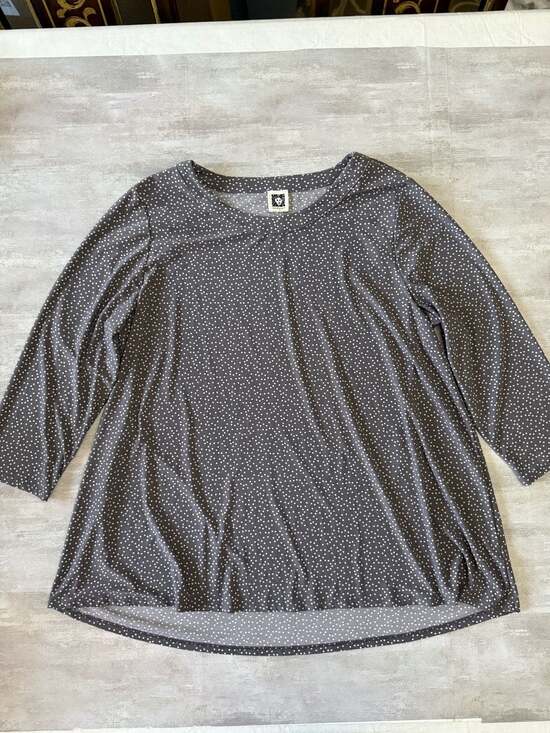 Anne Klein Tops - Anne Klein Women's Grey Polka Dot 3/4 Sleeve Knit Swing Top